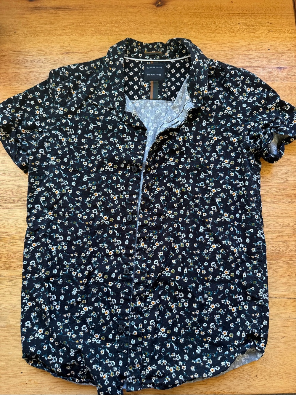 Cactus Black Short-Sleeve Button-Down with Small Floral Print